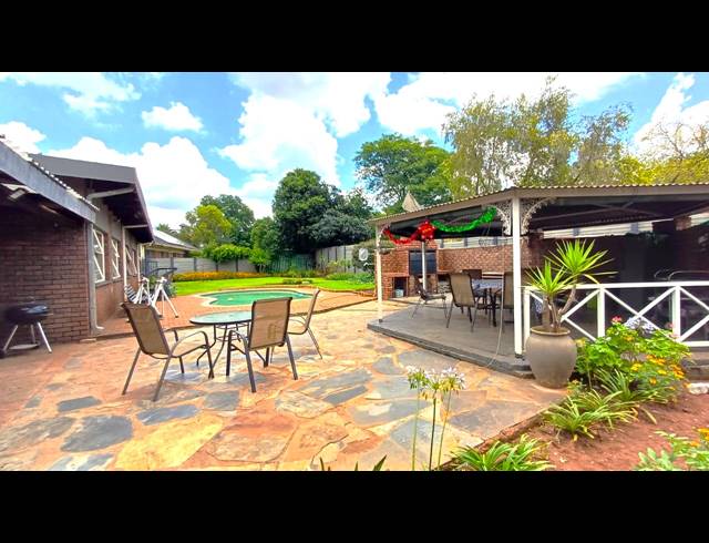 4 BEDROOM FREEHOLD FOR SALE IN LYTTELTON MANOR